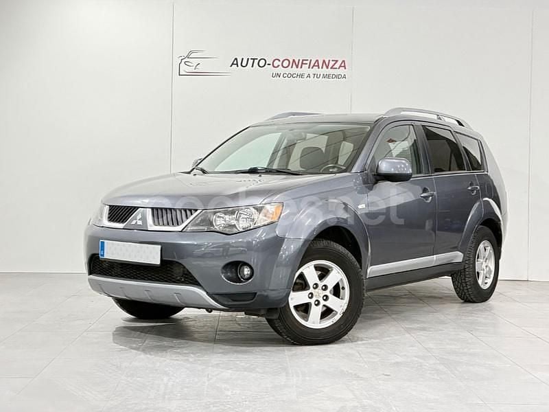 Gris / plata Usado 2007 Mitsubishi Outlander Invite SUV | 8495 € (Precio justo) - Imagen 1/4