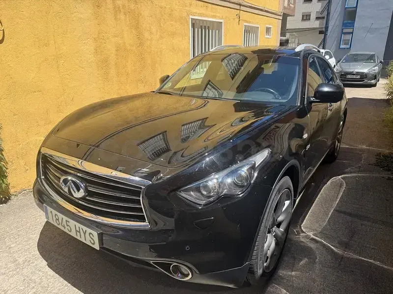 Usado Infiniti QX70 Premium 238 CV (175 kW) 2015 Negro SUV