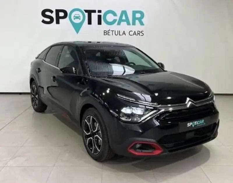 Usado Citroën e-C4 Feel 100 kW (136 CV) 2023 Negro