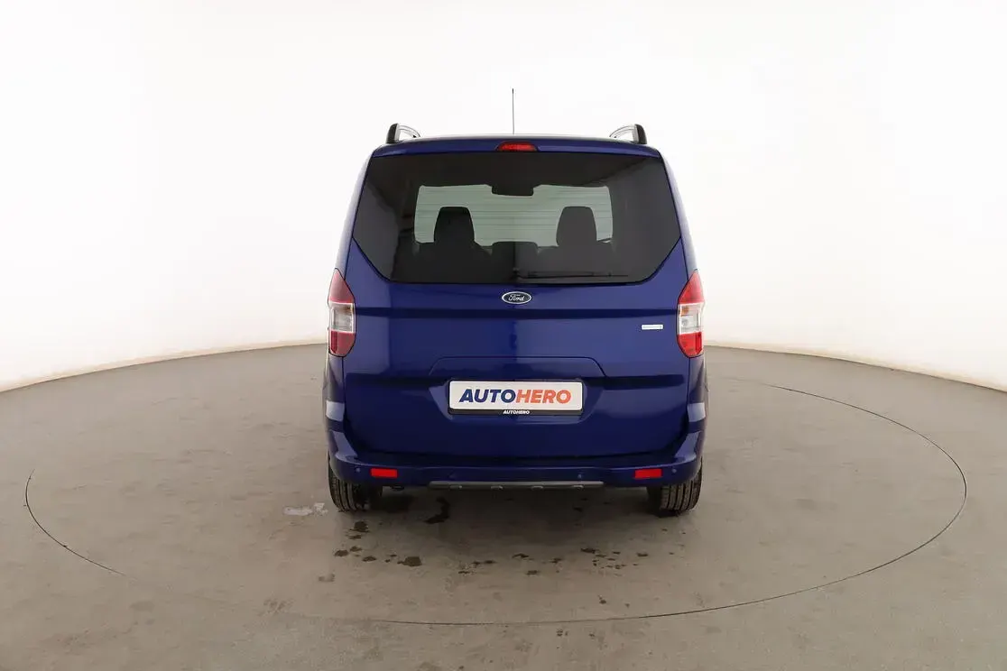 Usado Ford Tourneo Courier Sport 100 CV (73 kW) 2017 Azul Monovolumen