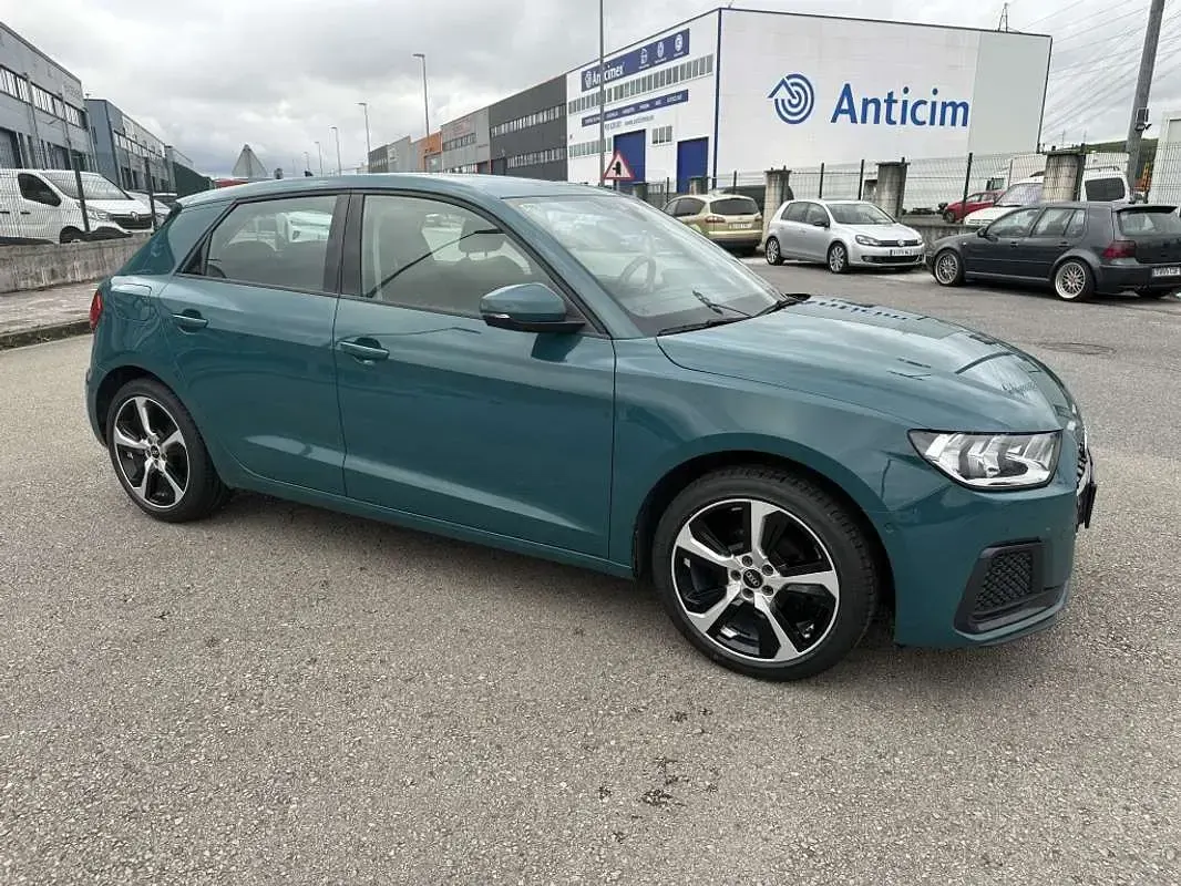 Usado Audi A1 Sportback Design 95 CV (69 kW) 2020 Verde Utilitario