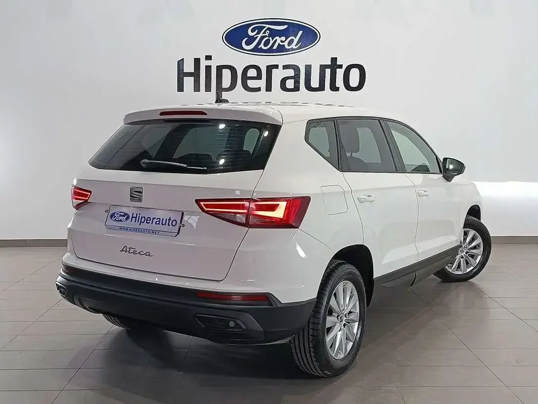 Usado Seat Ateca Reference 116 CV (85 kW) 2022 Blanco SUV