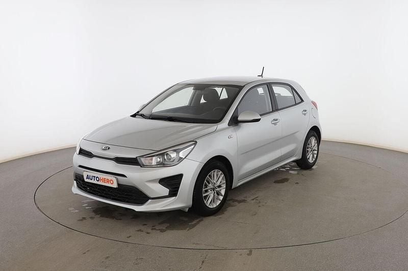 Gris Usado 2021 Kia Rio Utilitario | 11.499 € (Precio justo) - Imagen 1/3