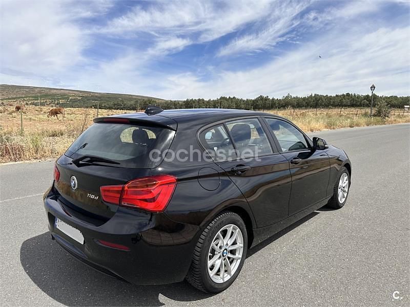Usado BMW 118 150 CV (110 kW) 2017 Negro Utilitario