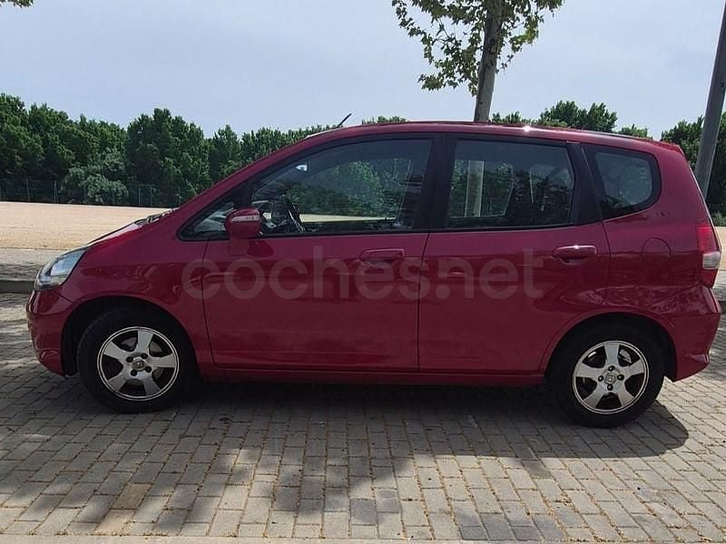 Usado Honda Jazz ES 83 CV (61 kW) 2007 Rojo Utilitario