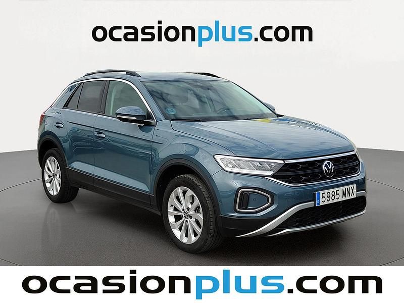 Usado VW T-Roc Life 150 CV (110 kW) 2024 Azul SUV