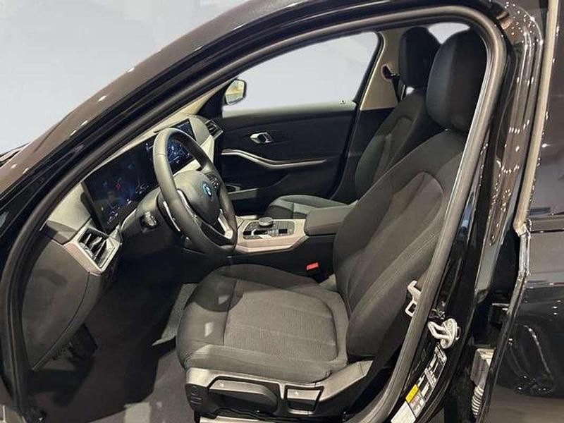 Usado BMW 320e 204 CV (150 kW) 2025 Negro Berlina