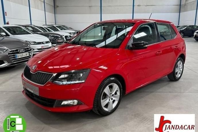 Rojo Usado 2017 Skoda Fabia Utilitario | 10.900 € (Precio justo) - Imagen 1/4