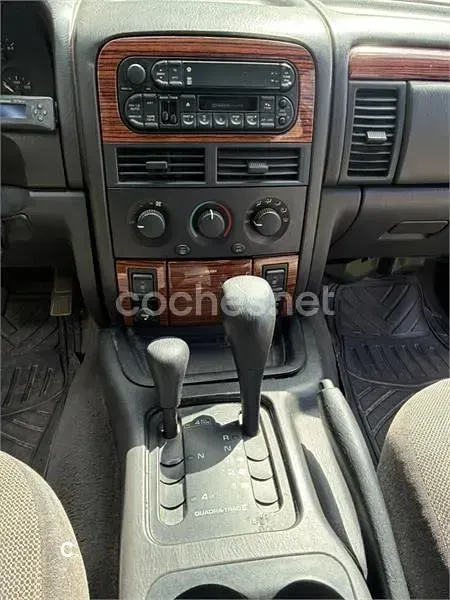 Usado Jeep Grand Cherokee Laredo 140 CV (102 kW) 1999 Azul SUV