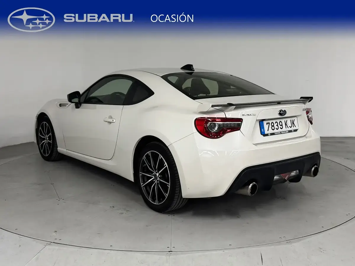 Usado Subaru BRZ 200 CV (147 kW) 2018 Blanco Coupe