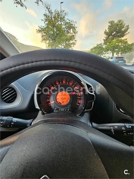 Usado Citroën C1 PureTech 82 CV (60 kW) 2018 Blanco Utilitario