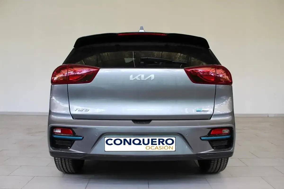 Usado Kia Niro 150 kW (204 HP) 2022 Cinzento SUV