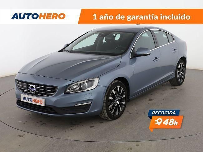 Azul Usado 2017 Volvo S60 Momentum Berlina | 16.199 € - Imagen 1/3