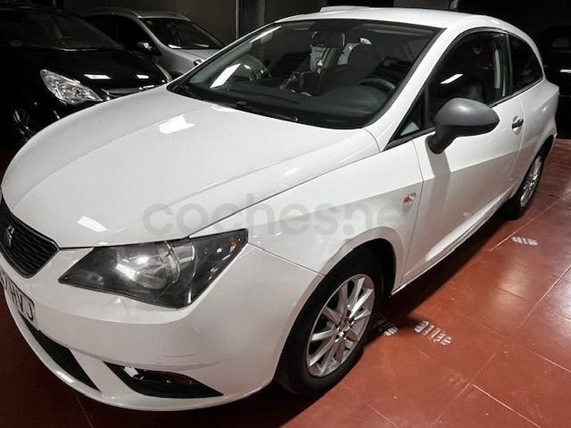 Usado Seat Ibiza SC Reference 70 CV (51 kW) 2014 Blanco Utilitario