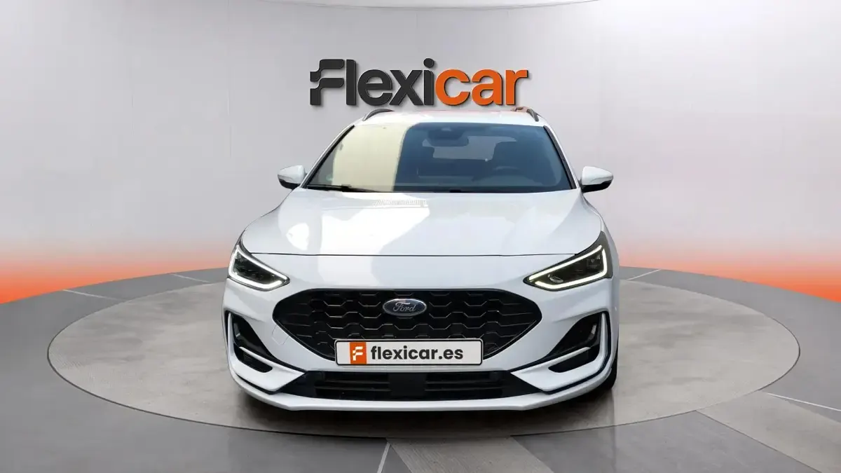 Usado Ford Focus Active 155 CV (114 kW) 2022 Blanco Familiar