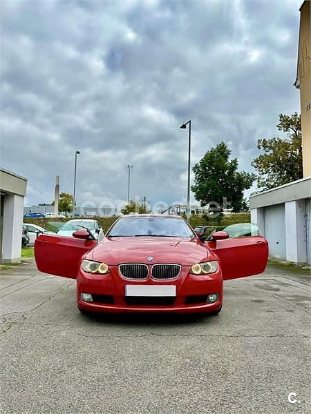 Rojo Usado 2007 BMW 325 Coupe | 15.000 € (Caro) - Imagen 1/2