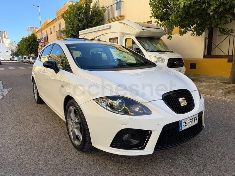 Usado Seat Leon FR 170 CV (125 kW) 2007 Blanco Utilitario