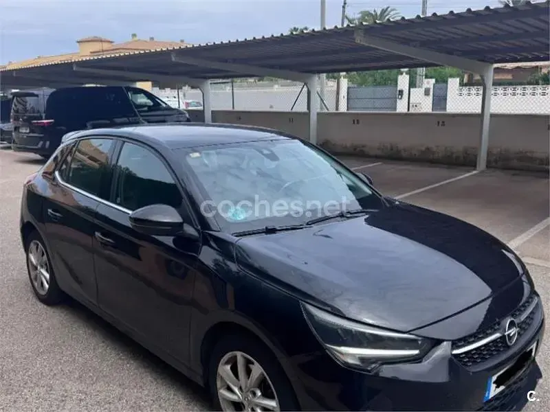 Usado Opel Corsa Elegance 100 CV (73 kW) 2021 Negro Utilitario