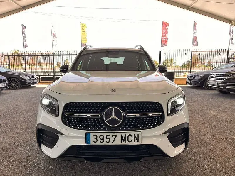 Usado Mercedes GLB200 150 CV (110 kW) 2022 Blanco SUV