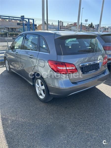 Beige Usado 2013 Mercedes B180 Monovolumen | 12.800 € (Precio justo) - Imagen 1/1