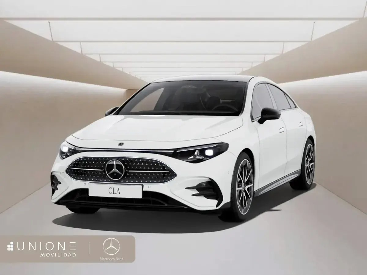 Usado Mercedes CLA180 73 CV (53 kW) 2026 Berlina
