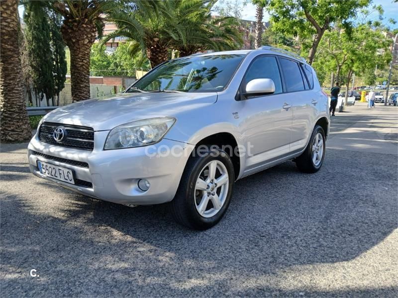 Gris / plata Usado 2007 Toyota RAV4 Sol SUV | 8990 € (Buen precio) - Imagen 1/4