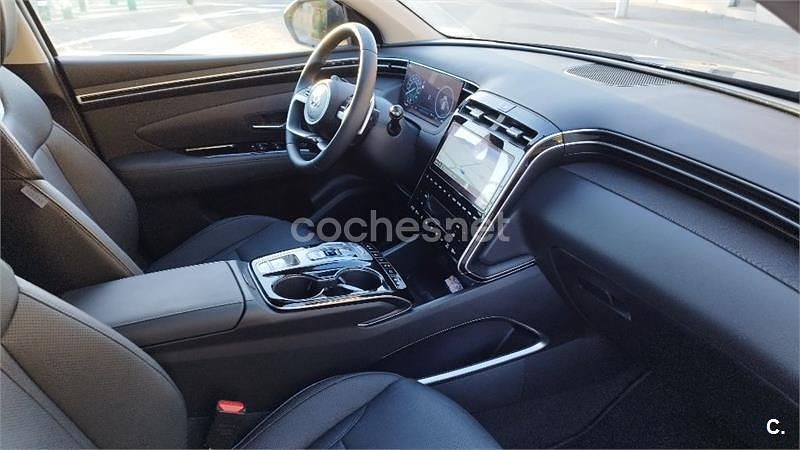 Gris / plata Usado 2023 Hyundai Tucson Style SUV | 31.500 € (Caro) - Imagen 1/4