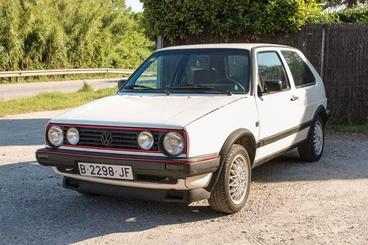 Usado VW Golf II GTI 111 CV (81 kW) 1988 Blanco Utilitario