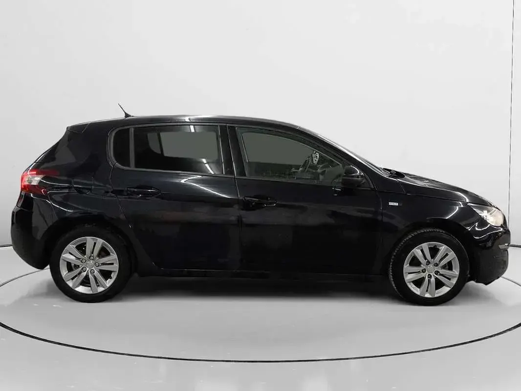 Usado Peugeot 308 Style 110 CV (80 kW) 2017 Azul Utilitario
