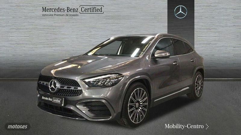 Gris montaña Usado 2024 Mercedes GLA200 AMG line SUV | 44.500 € (Precio justo) - Imagen 1/4