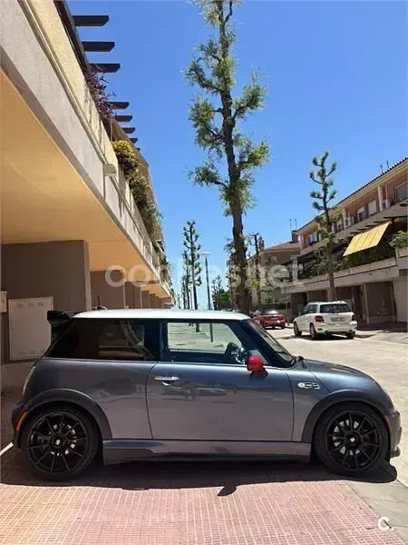 Usado Mini John Cooper Works 218 CV (160 kW) 2006 Gris / plata Utilitario