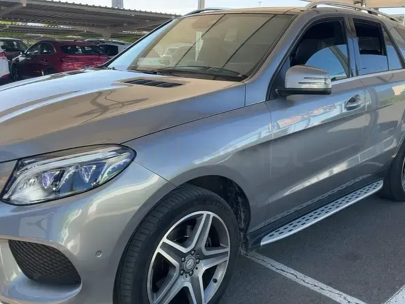Usado Mercedes GLE350 258 CV (189 kW) 2016 Gris / plata SUV