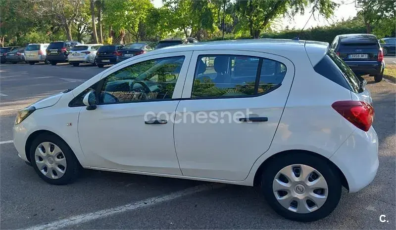 Usado Opel Corsa Business 75 CV (55 kW) 2018 Blanco Utilitario