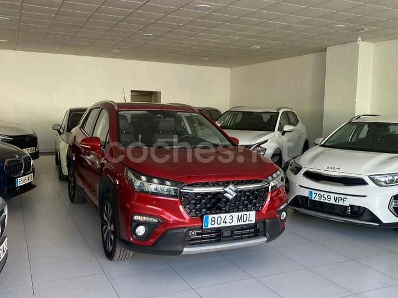 Granate Usado 2023 Suzuki SX4 S-Cross SUV | 23.990 € (Precio justo) - Imagen 1/4