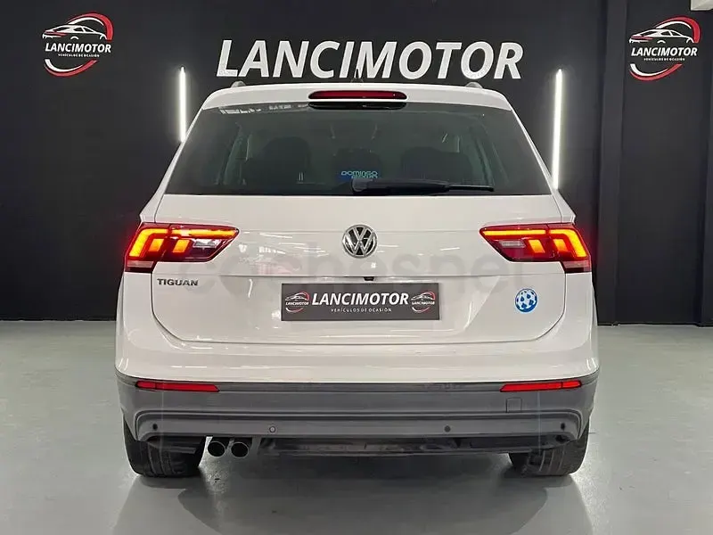 Usado VW Tiguan Sportline 150 CV (110 kW) 2018 Blanco SUV