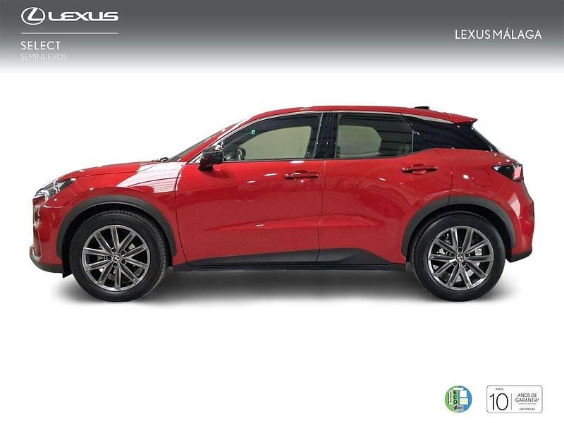 Usado Lexus LBX 137 CV (100 kW) 2024 Rojo SUV
