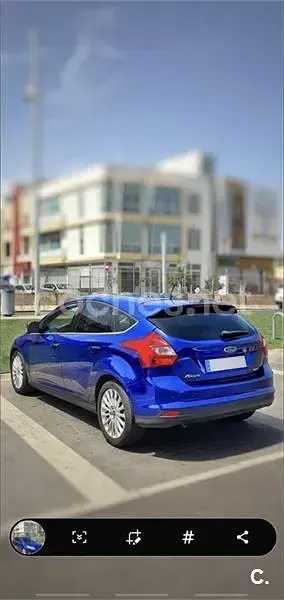 Usado Ford Focus Titanium 125 CV (91 kW) 2015 Azul Berlina