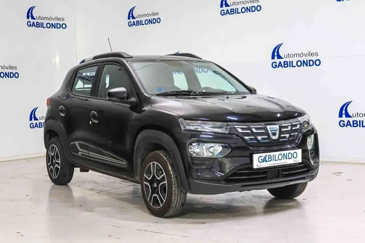 Usado Dacia Spring Essentiel 33 kW (45 CV) 2022 Negro Utilitario