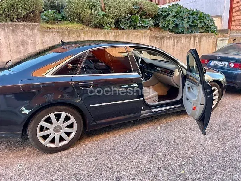 Usado Audi A8 233 CV (171 kW) 2004 Negro Berlina