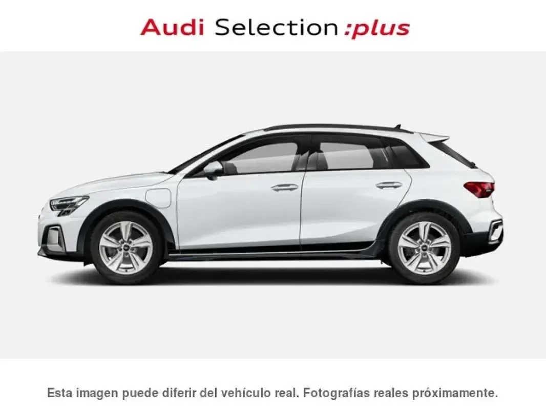 Usado Audi A3 Advanced Plus 204 CV (150 kW) 2025 Blanco SUV