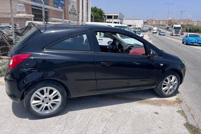 Usado Opel Corsa Sport 90 CV (66 kW) 2007 Utilitario