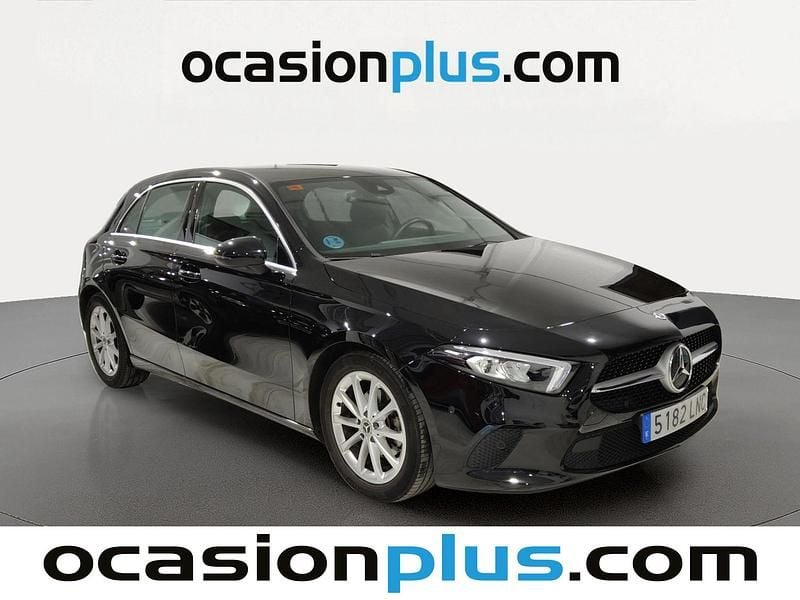 Usado Mercedes A180 116 HP (85 kW) 2021 Preto Citadino