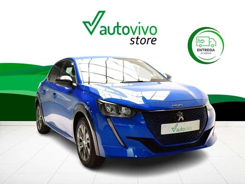 Azul Nuevo 2025 Peugeot e-208 Allure Utilitario | 26.700 € - Imagen 1/4