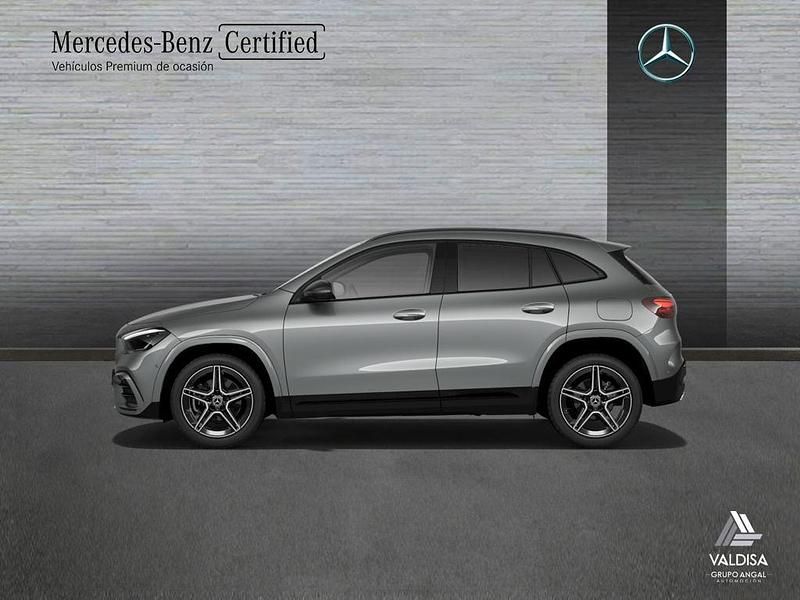 Usado Mercedes GLA200 163 CV (119 kW) 2025 Gris SUV