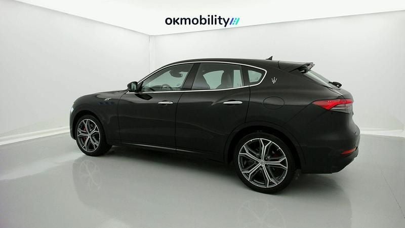 Usado Maserati Levante GT 330 CV (242 kW) 2022 Nero ribelle SUV