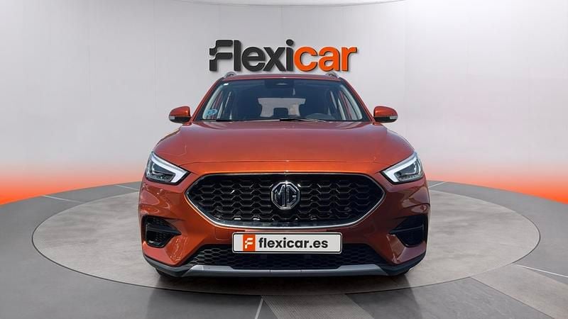 Käytetty MG ZS Comfort 116 HP (85 kW) 2025 Oranssi Katumaasturi