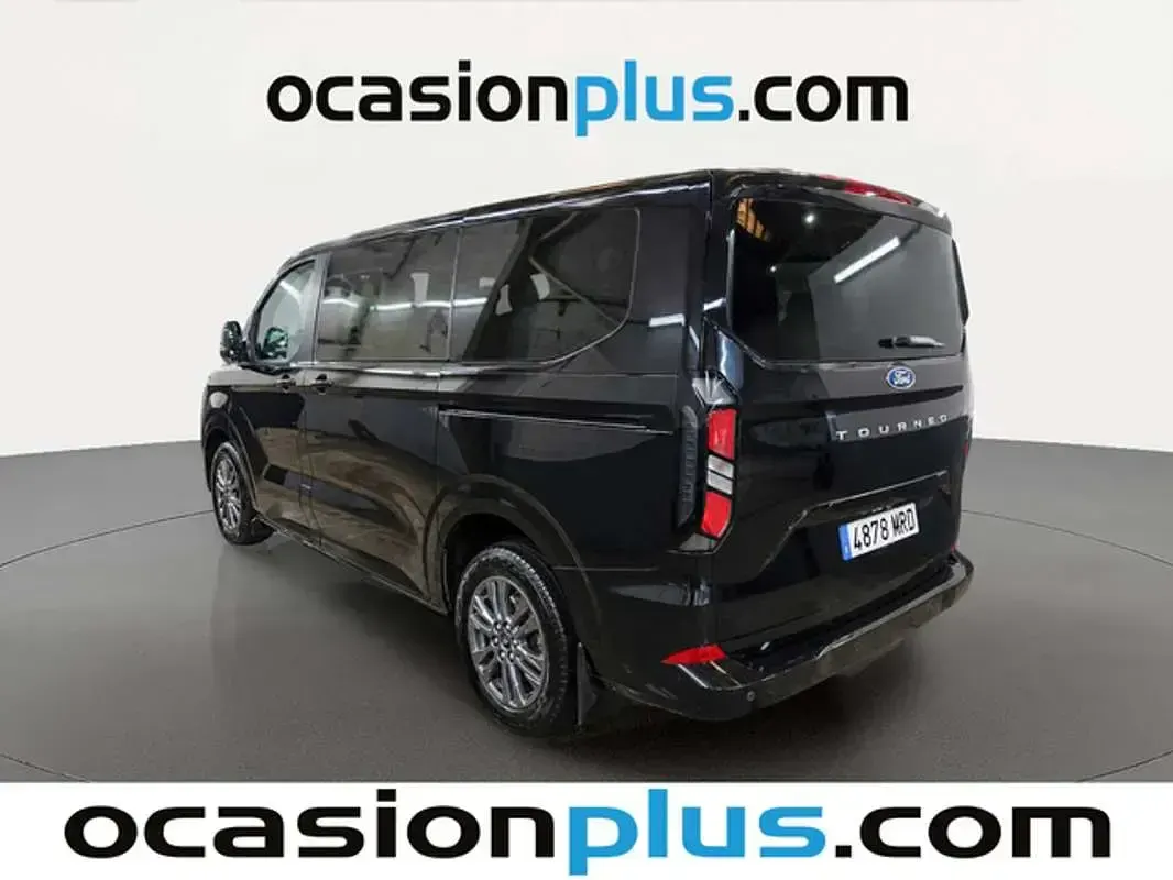 Usado Ford Tourneo Custom Titanium X 170 CV (125 kW) 2024 Negro Van