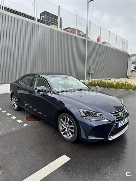 Usado Lexus IS300h Executive Line 223 CV (164 kW) 2018 Azul Berlina