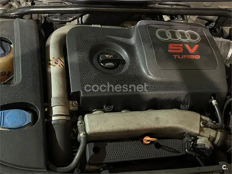 Usado Audi S3 210 CV (154 kW) 2002 Gris / plata Utilitario