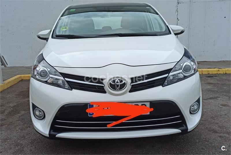 Blanco Usado 2013 Toyota Verso Comfort Monovolumen | 11.000 € (Precio justo) - Imagen 1/4